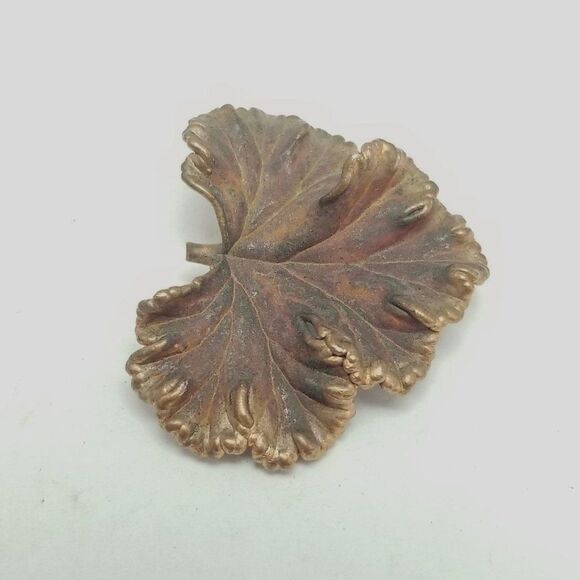 Vintage Naturalistic Leaf Shape Brooch, Brown and Gold Tone, Organic Style - Picture 2 of 6
